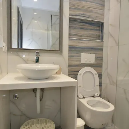 Premium Tirana